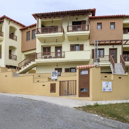 נאה רודה Tavani Villas מראה חיצוני תמונה